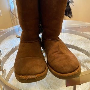 Classic tall Ugg tan